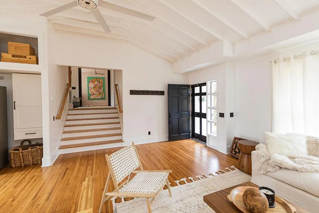 Linda House-Stunning Home In Charlotte