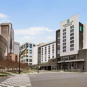 Embassy By Hilton Uptown Hotell